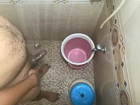 saumon3022 online show from 13, 4, 2026