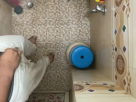 saumon3022 online show from 4, 4, 2026