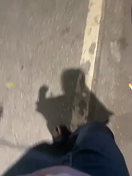 saumon3022 online show from 11, 9, 2025