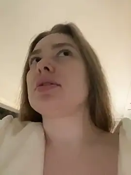 DeniMilkyyyyy online show from 1, 10, 2025