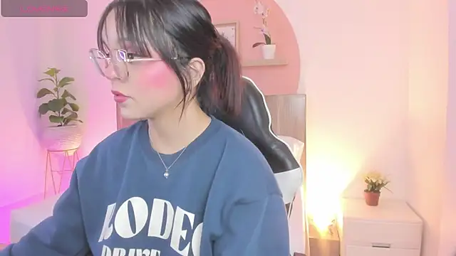 Clara Luu online show from 23, 5, 2026