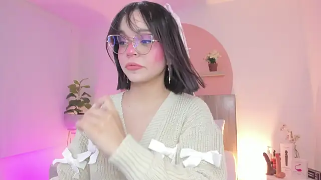 Clara Luu online show from 27, 3, 2026