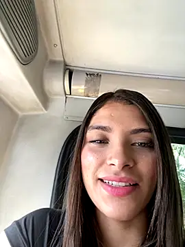 Hannacooper3 online show from 10, 11, 2025