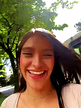 Hannacooper3 online show from 8, 11, 2025