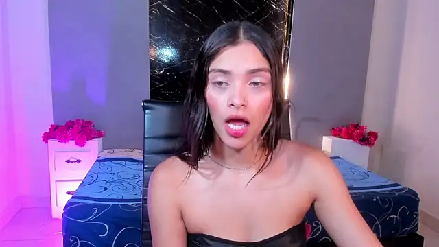 Hannacooper3 online show from 23, 9, 2025