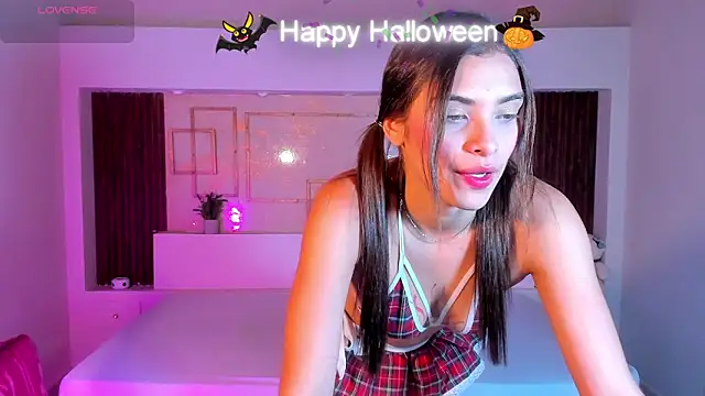 Hannacooper3 online show from 1, 11, 2025