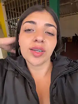 Snapshot of Isaa-Sweet chatting on 28, 11, 2025 Isaa-Sweet online show from 28, 11, 2025