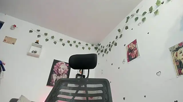 anastasia tuya online show from 8, 5, 2026