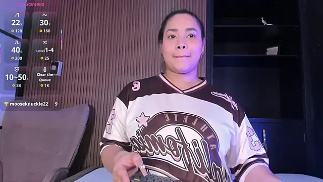 Snapshot of ThaliaBrooks_ chatting on 30, 11, 2025 ThaliaBrooks online show from 30, 11, 2025