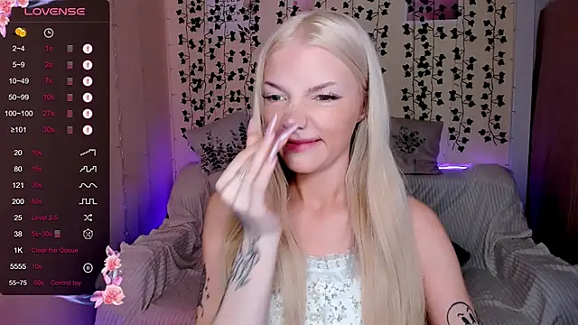 AnyaTaylor  online show from 3, 12, 2025