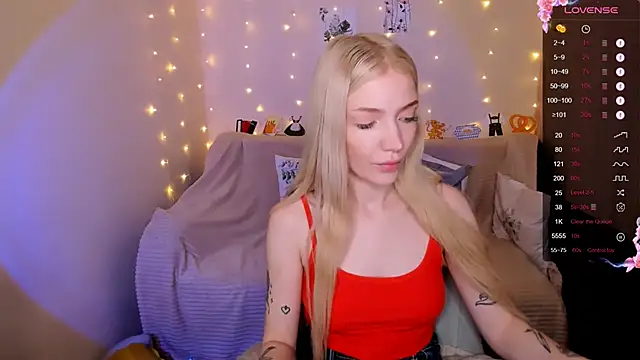 AnyaTaylor  online show from 27, 9, 2025