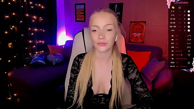 AnyaTaylor  online show from 29, 9, 2025