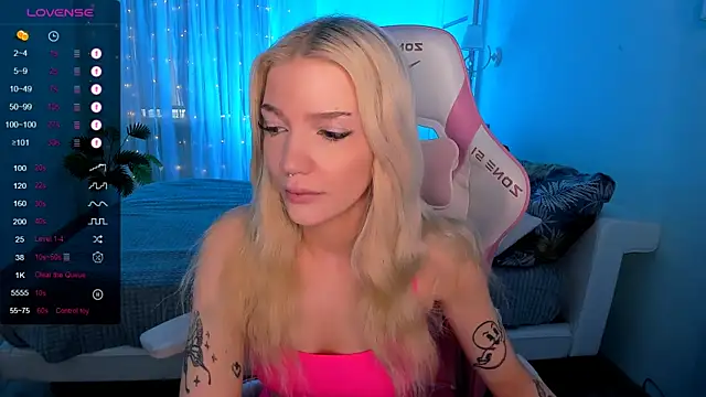 AnyaTaylor  online show from 21, 3, 2026