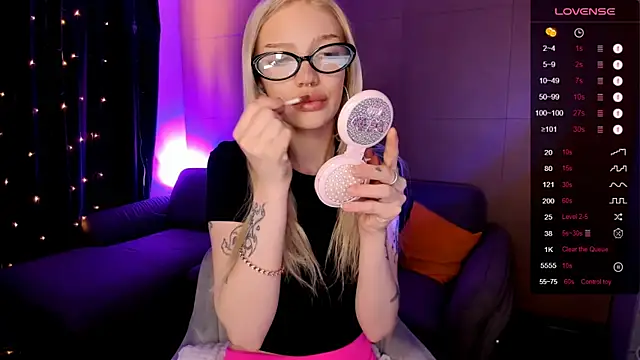 AnyaTaylor  online show from 2, 4, 2026