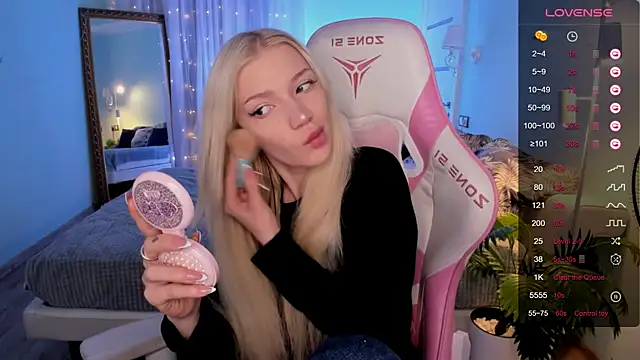 AnyaTaylor  online show from 29, 5, 2026