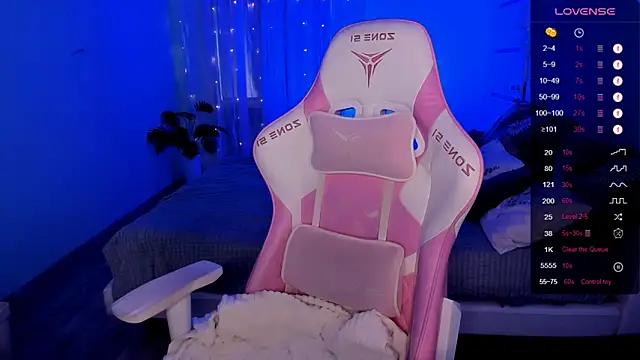 AnyaTaylor  online show from 28, 3, 2026