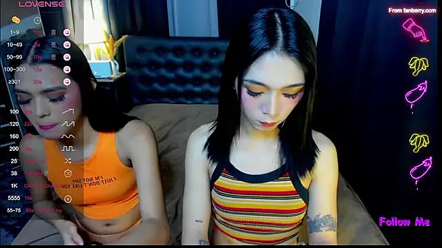 bellamoonlightX online show from 10, 4, 2026