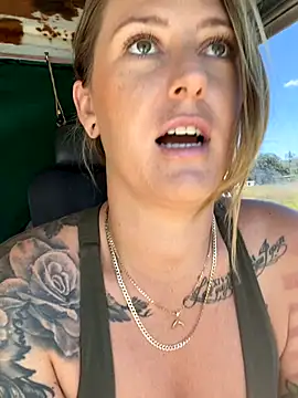 OdetteDelane online show from 21, 10, 2025