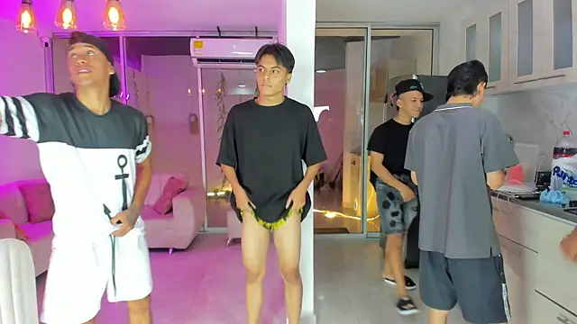 Snapshot of Warrios_teams chatting on 10, 9, 2025 Warrios teams online show from 10, 9, 2025