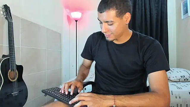 TeamPorn 19 online show from 23, 10, 2025