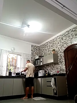 Binhocrs online show from 1, 12, 2025