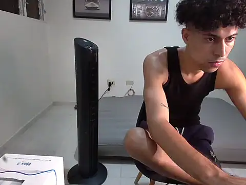 Dollarhot30 online show from 10, 11, 2025