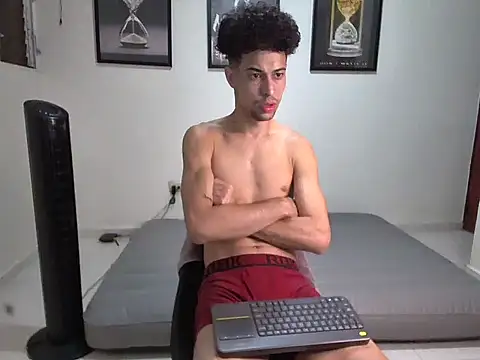 Dollarhot30 online show from 28, 11, 2025