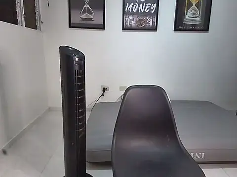 Dollarhot30 online show from 16, 10, 2025