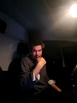 twitshe online show from 22, 2, 2026