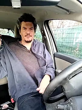 twitshe online show from 6, 11, 2025