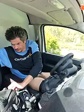 twitshe online show from 27, 3, 2026