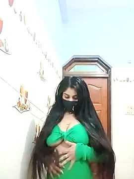 Hot-Soniya733 online show from 12, 2, 2026