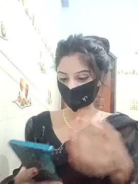 Hot-Soniya733 online show from 5, 11, 2025