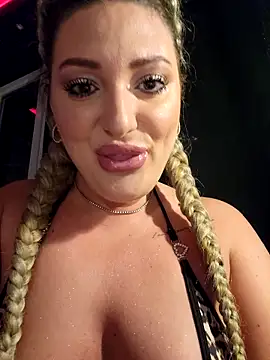 Blondie Sasha online show from 8, 10, 2025