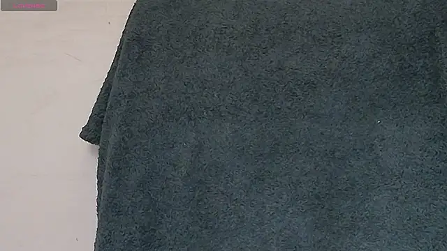 Snapshot of SWEET-18-TEEN chatting on 9, 11, 2025 SWEET-18-TEEN online show from 9, 11, 2025