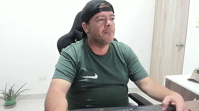 massimo dannger online show from 2, 11, 2025