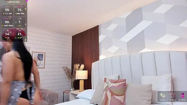 Mommy Naughty online show from 6, 11, 2025