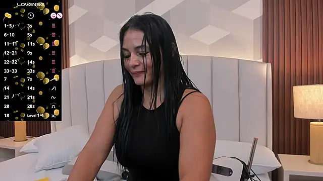 Mommy Naughty online show from 28, 5, 2026