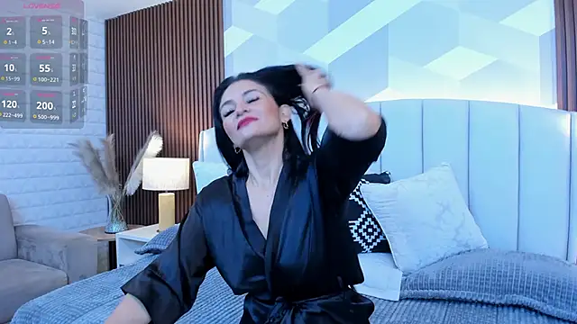 Mommy Naughty online show from 6, 10, 2025