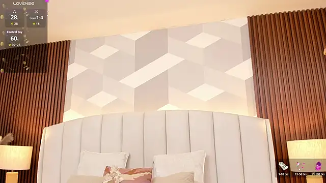 Mommy Naughty online show from 3, 11, 2025