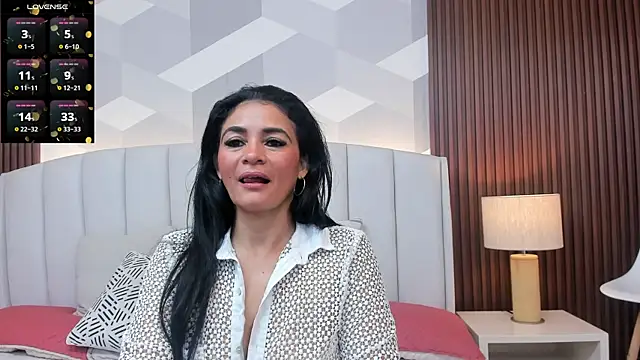 Snapshot of Mommy_Naughty chatting on 17, 2, 2026 Mommy Naughty online show from 17, 2, 2026