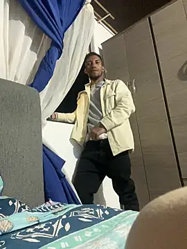 Snapshot of leinad_or97 chatting on 6, 2, 2026 leinad or97 online show from 6, 2, 2026