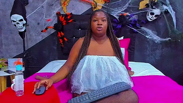 Maiam  Rossi online show from 8, 11, 2025