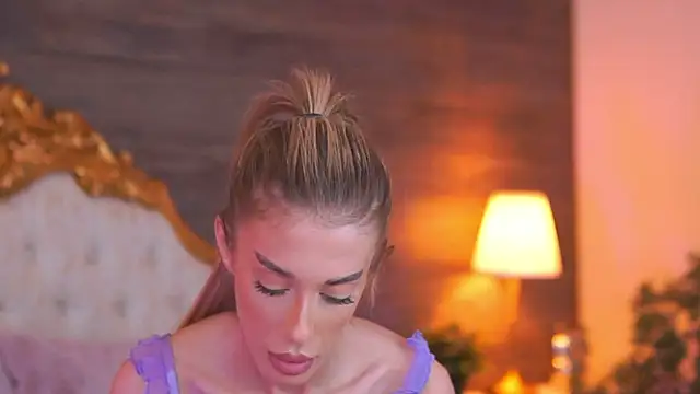 EllieRedd online show from 21, 10, 2025