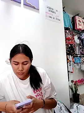 Snapshot of burbuja02 chatting on 7, 10, 2025 burbuja02 online show from 7, 10, 2025