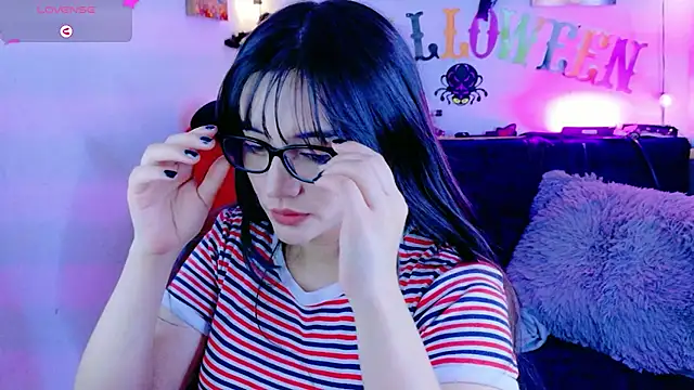 Snapshot of MiaVelvetDoll chatting on 2, 11, 2025 MiaVelvetDoll online show from 2, 11, 2025