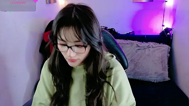 Snapshot of MiaVelvetDoll chatting on 21, 11, 2025 MiaVelvetDoll online show from 21, 11, 2025