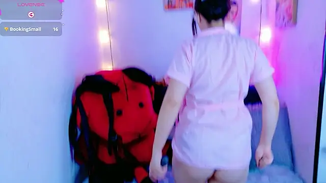 Snapshot of MiaVelvetDoll chatting on 3, 11, 2025 MiaVelvetDoll online show from 3, 11, 2025