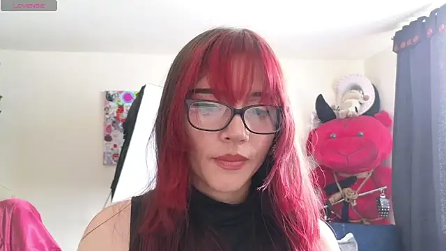 MiaVelvetDoll online show from 13, 6, 2026