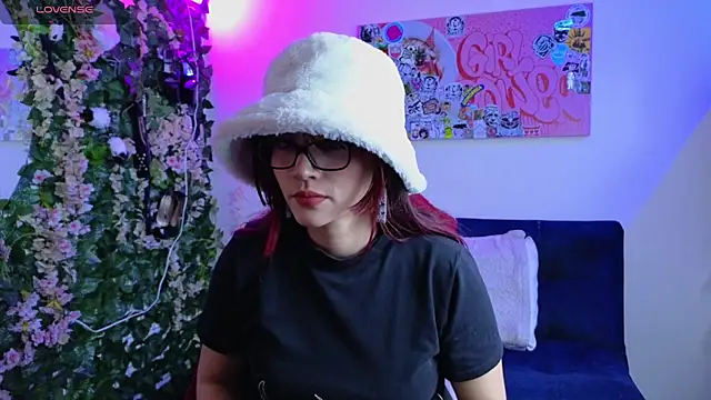 MiaVelvetDoll online show from 20, 2, 2026